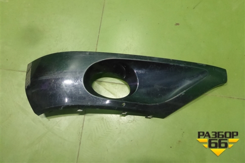 Накладка ПТФ правая (до 2015г) (7P6807490B) для Volkswagen Touareg с 2010-2018г (Туарег)