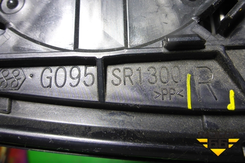 Стекло зеркала правого (с обогревом) для Toyota Rav-4 с 2012-2019г (Рав 4)