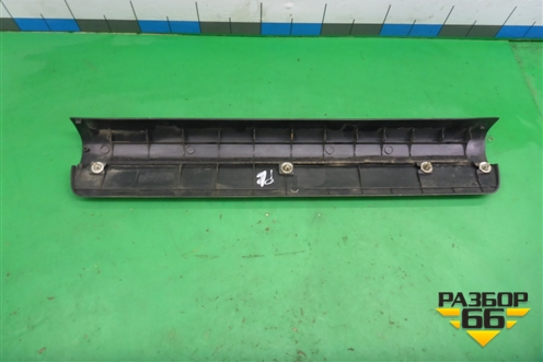 Накладка порога внутренняя переднего левого (MR417191) для Mitsubishi Lancer-9  с 2003-2008г (Лансер)