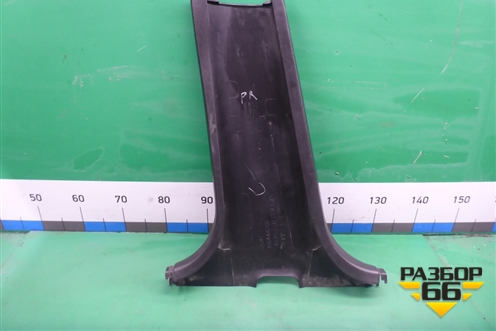 Обшивка стойки центральная нижняя правая (MR444208) для Mitsubishi Lancer-9  с 2003-2008г (Лансер)