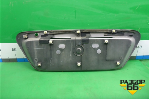 Накладка крышки багажника (MR379016) для Mitsubishi Lancer-9  с 2003-2008г (Лансер)