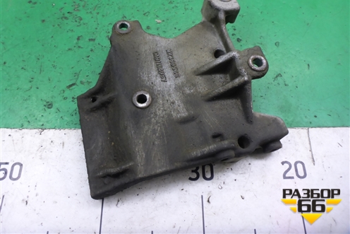 Кронштейн компрессора кондиционера (1.6л 4G18) (MR360566) для Mitsubishi Lancer-9  с 2003-2008г (Лансер)