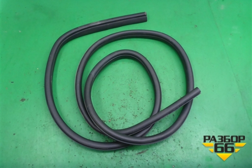 Уплотнитель двери передней правой для Ford Focus 2 с 2008-2011г (Фокус)