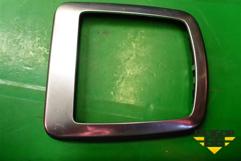 Накладка внутренняя (на кулису КПП АКПП) (7M5P7J306A) для Ford Focus 2 с 2008-2011г (Фокус)