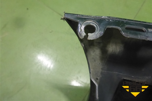 Бампер задний правая часть (57R807984) для Skoda Karoq с 2017г (Карок)