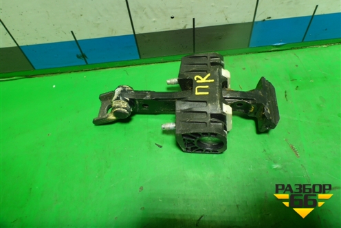 Ограничитель двери передней правой (21926106082) для VAZ Granta/Гранта