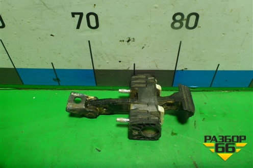 Ограничитель двери передней правой (21926106082) для VAZ Granta/Гранта