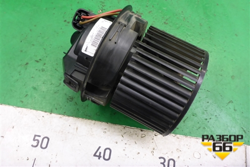 Моторчик отопителя (N109985X) для VAZ XRAY с 2016г (Хрэй)