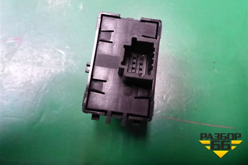 Кнопка (251451432R) для VAZ XRAY с 2016г (Хрэй)