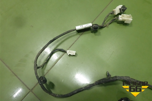 Проводка двери багажника (24051HL00A) для Nissan Qashqai (J11E) с 2013г (Кашкай)
