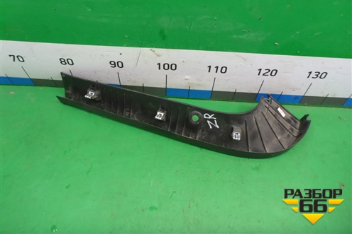 Обшивка двери багажника правая (хетчбэк) (95231517) для Chevrolet Cruze c 2009-2015г (Круз)