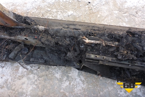 Порог со стойкой правый (713224YD00) для Kia Rio с 2011-2016г (Рио 3)