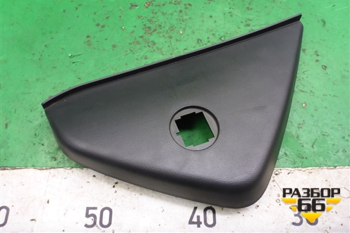 Накладка на торпедо (боковая правая) (96985589) для Chevrolet Cruze c 2009-2015г (Круз)