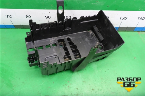 Ящик под аккумулятор (13354420) для Chevrolet Cruze c 2009-2015г (Круз)