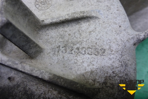 Кронштейн опоры двигателя задний (13248662) для Chevrolet Cruze c 2009-2015г (Круз)