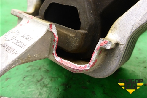 Опора КПП левая (АКПП) (13248552) для Chevrolet Cruze c 2009-2015г (Круз)