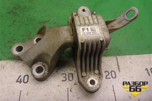 Опора КПП левая (АКПП) (13248552) для Chevrolet Cruze c 2009-2015г (Круз)