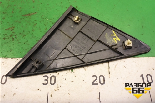 Накладка заднего крыла левого (уголок) (878101R000) для Hyundai Solaris с 2010-2016г (Солярис)