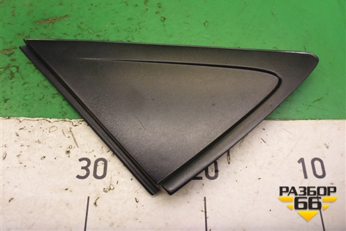Накладка заднего крыла левого (уголок) (878101R000) для Hyundai Solaris с 2010-2016г (Солярис)