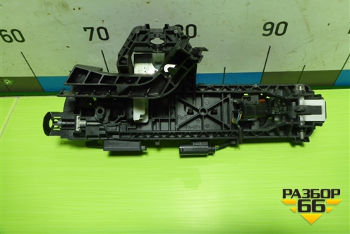 Ручка наружная двери задней правой для Mercedes Benz ML-Klass W166 c 2011г (МЛ)