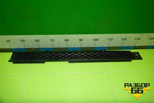 Накладка внутренняя (в багажник правая) (A1666841231) для Mercedes Benz ML-Klass W166 c 2011г (МЛ)