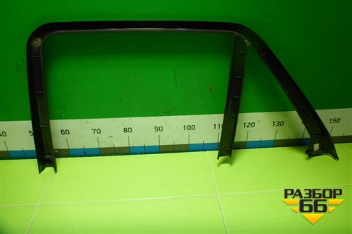 Накладка двери задней левой (на рамку) (A1667370180) для Mercedes Benz ML-Klass W166 c 2011г (МЛ)