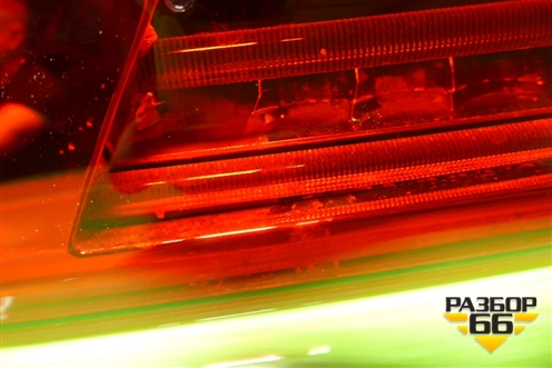 Фонарь задний внутренний правый (Led) (A1669068501) для Mercedes Benz ML-Klass W166 c 2011г (МЛ)