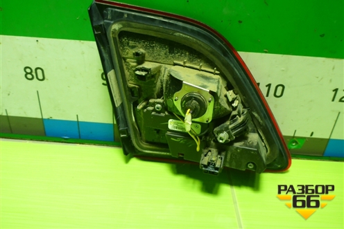 Фонарь задний внутренний правый (Led) (A1669068501) для Mercedes Benz ML-Klass W166 c 2011г (МЛ)