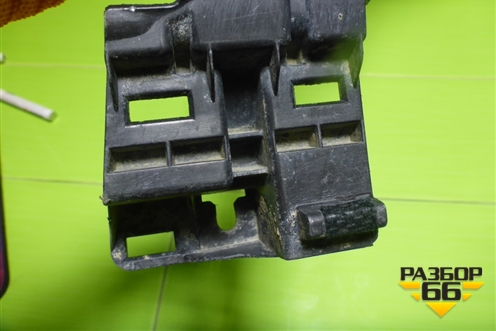 Накладка переднего крыла правого (KB7W51W21) для Mazda CX 5 с 2017г (СХ5)