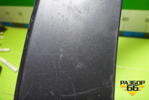 Накладка переднего крыла правого (KB7W51W21) для Mazda CX 5 с 2017г (СХ5)