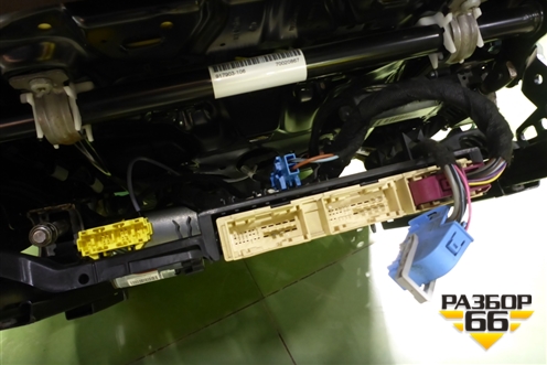 Сиденья комплект (AIR BAG электро регулировка  вентиляцией и обогревом) для Mercedes Benz ML-Klass W166 c 2011г (МЛ)