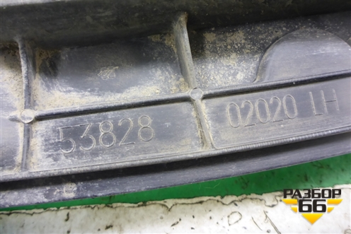 Пыльник переднего крыла левого (5382802020) для Toyota Corolla (E12) с 2001-2007г (Королла 120)