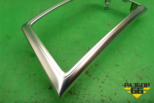 Рамка магнитолы (A1666801917) для Mercedes Benz ML-Klass W166 c 2011г (МЛ)