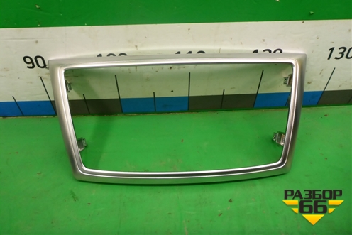 Рамка магнитолы (A1666801917) для Mercedes Benz ML-Klass W166 c 2011г (МЛ)