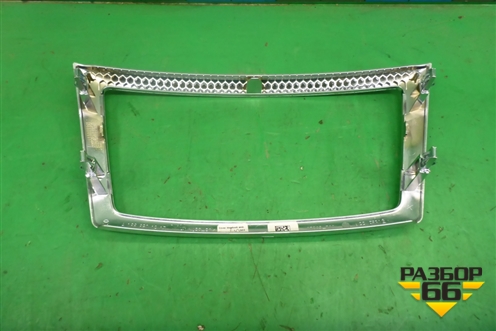 Рамка магнитолы (A1666801917) для Mercedes Benz ML-Klass W166 c 2011г (МЛ)