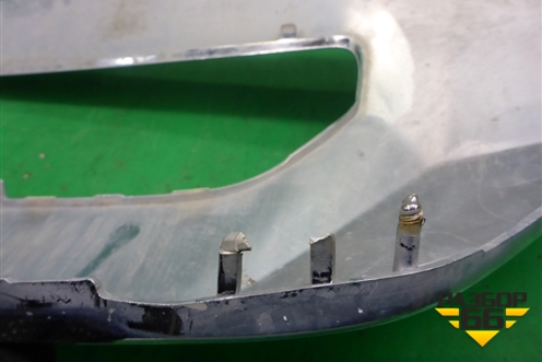 Накладка переднего бампера центральная (A1668808540) для Mercedes Benz ML-Klass W166 c 2011г (МЛ)