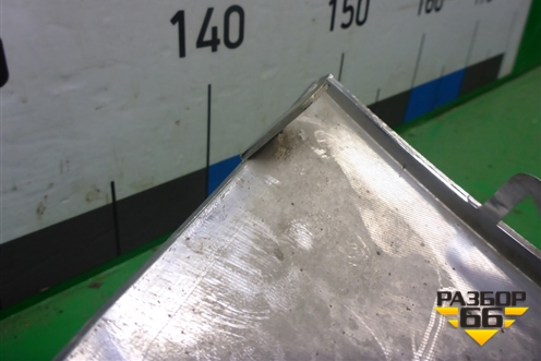 Накладка переднего бампера центральная (A1668808540) для Mercedes Benz ML-Klass W166 c 2011г (МЛ)