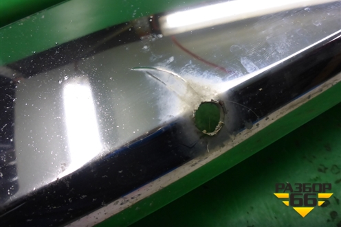 Накладка переднего бампера центральная (A1668808540) для Mercedes Benz ML-Klass W166 c 2011г (МЛ)