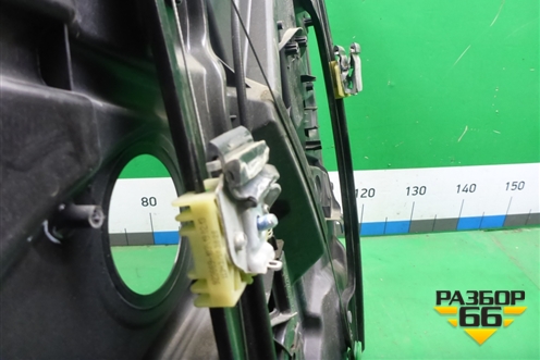 Стеклоподъёмник электрический передний левый (без моторчика) (A1667200179) для Mercedes Benz ML-Klass W166 c 2011г (МЛ)