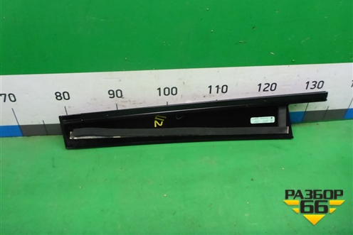 Накладка двери задней правой (на рамку) (A1666900487) для Mercedes Benz ML-Klass W166 c 2011г (МЛ)