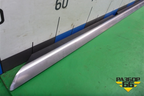 Накладка стекла заднего правого для Mercedes Benz ML-Klass W166 c 2011г (МЛ)