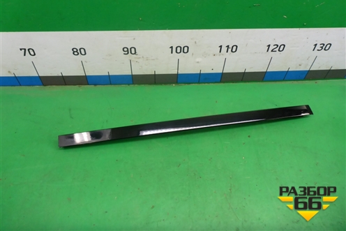 Направляющая стекла двери задней правой (A1667300019) для Mercedes Benz ML-Klass W166 c 2011г (МЛ)