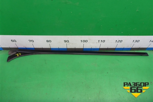 Молдинг лобового стекла правый для Mercedes Benz ML-Klass W166 c 2011г (МЛ)