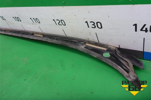 Молдинг лобового стекла правый для Mercedes Benz ML-Klass W166 c 2011г (МЛ)