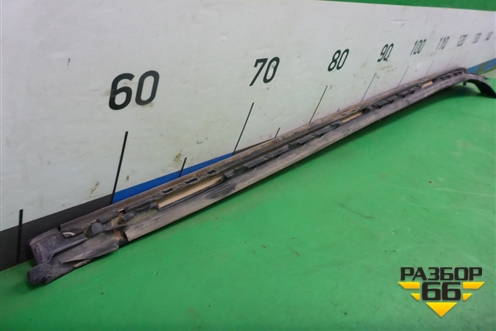 Молдинг лобового стекла правый для Mercedes Benz ML-Klass W166 c 2011г (МЛ)