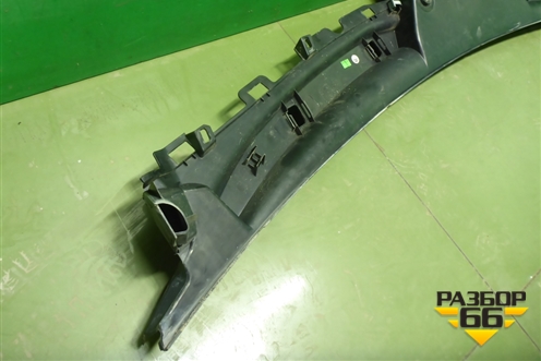 Решетка стеклоочистителей (A1668300028) для Mercedes Benz ML-Klass W166 c 2011г (МЛ)