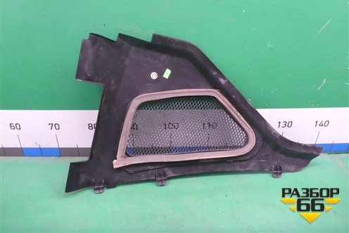 Решетка стеклоочистителей правая (A1668300013) для Mercedes Benz ML-Klass W166 c 2011г (МЛ)