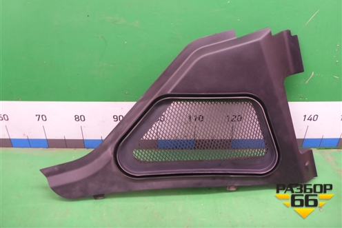 Решетка стеклоочистителей правая (A1668300013) для Mercedes Benz ML-Klass W166 c 2011г (МЛ)