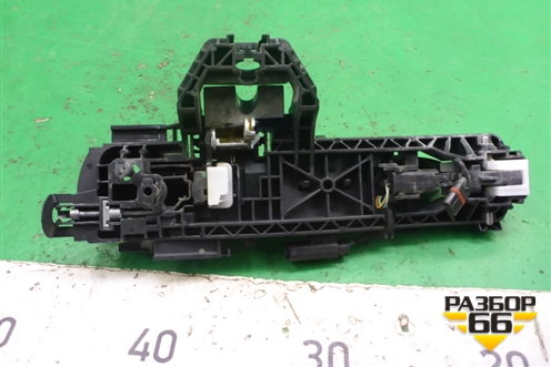 Ручка наружная двери передней правой для Mercedes Benz ML-Klass W166 c 2011г (МЛ)