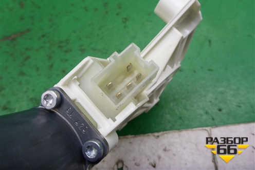 Моторчик стеклоподъёмника передний левый (A1669060201) для Mercedes Benz ML-Klass W166 c 2011г (МЛ)